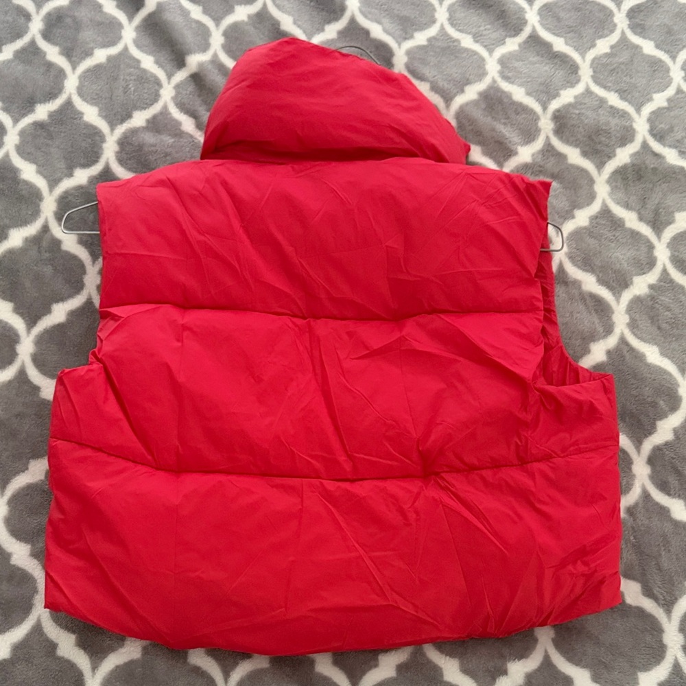 Red Puffer Vest - Picture 6 of 6